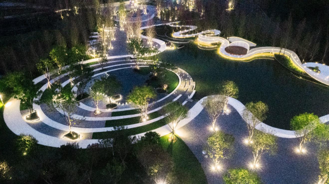 云南玉溪龙湖抚仙湖星空小镇 | aecom