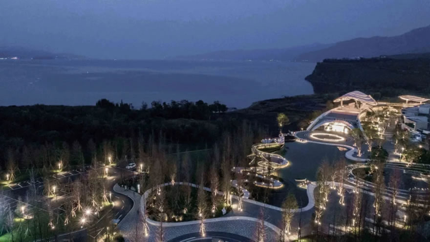 中国抚仙湖星空小镇国际度假区 | 蓝调国际