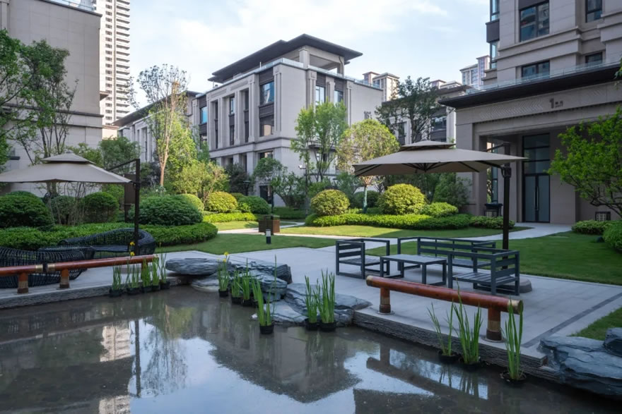 西安中国鉄建西派国际 贝尔高林国际