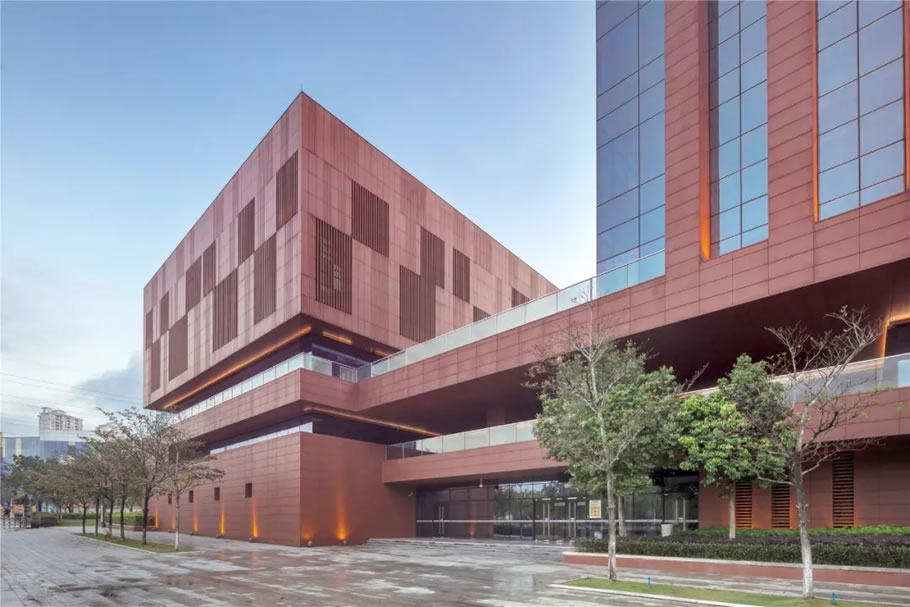 "多元,生态,开放"的现代岭南建筑特色