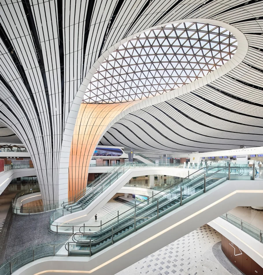 扎哈哈迪德建筑事务所设计的北京大兴国际机场获sbid国际设计大奖